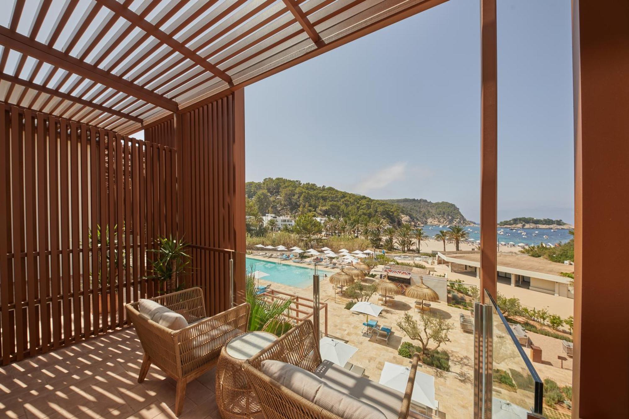 The Club Cala San Miguel Hotel Ibiza, Curio Collection By Hilton (Adults Only) Port de Sant Miguel Rum bild